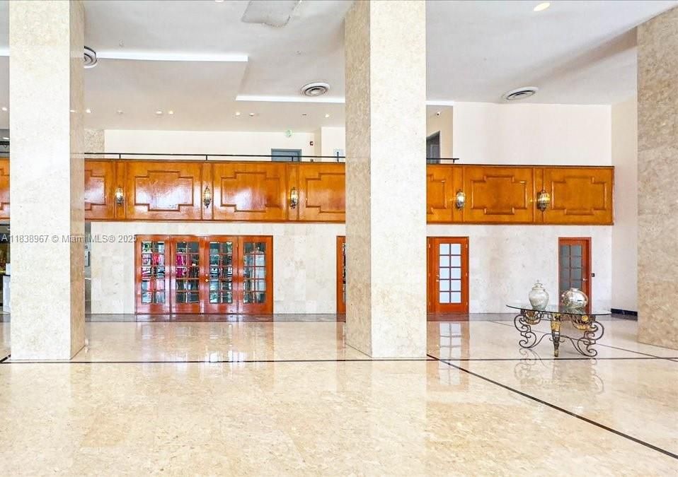 На продажу: $695,000 (2 спален, 2 ванн, 1290 Квадратных фут)