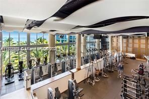 For Sale: $1,650,000 (2 beds, 2 baths, 1105 Square Feet)