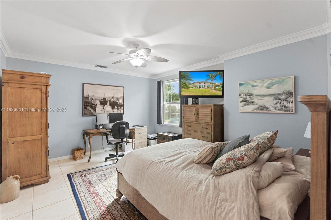 Под контрактом: $5,300,000 (0.40 acres)