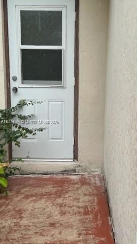 Active With Contract: $160,000 (2 beds, 2 baths, 1008 Square Feet)