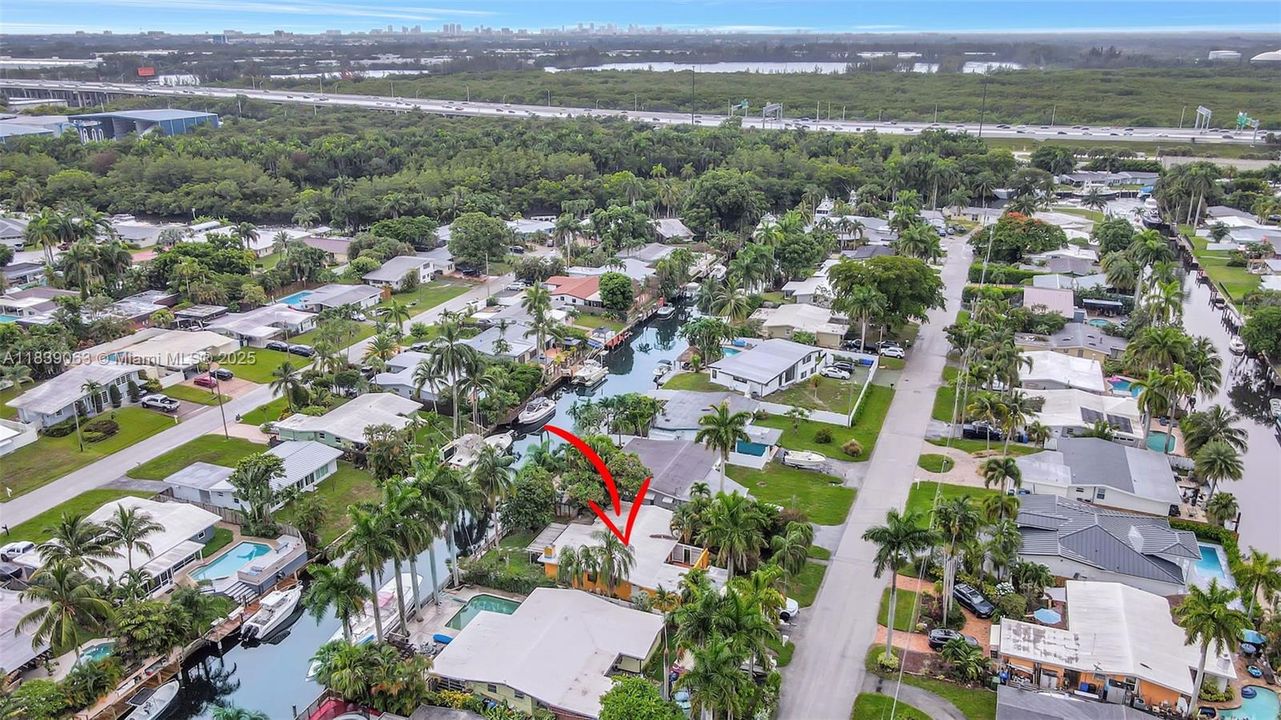En Venta: $799,000 (2 camas, 2 baños, 1424 Pies cuadrados)