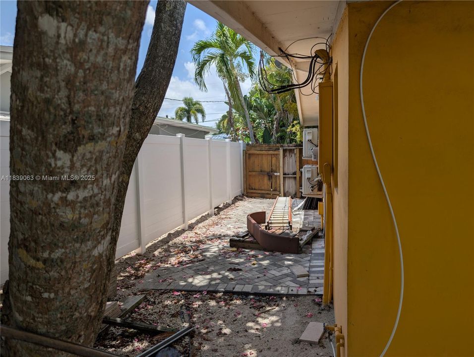 En Venta: $799,000 (2 camas, 2 baños, 1424 Pies cuadrados)