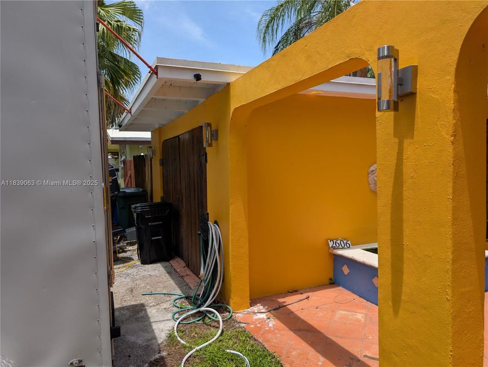 En Venta: $799,000 (2 camas, 2 baños, 1424 Pies cuadrados)