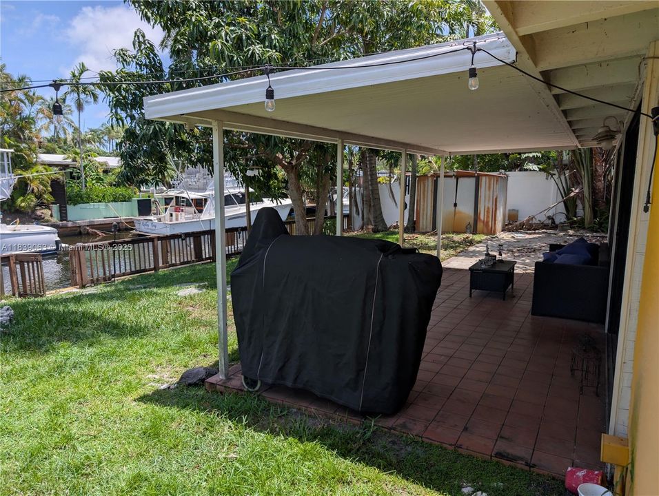 En Venta: $799,000 (2 camas, 2 baños, 1424 Pies cuadrados)
