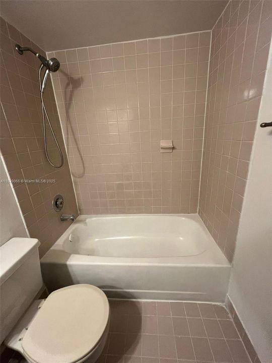 En Venta: $215,000 (1 camas, 1 baños, 760 Pies cuadrados)