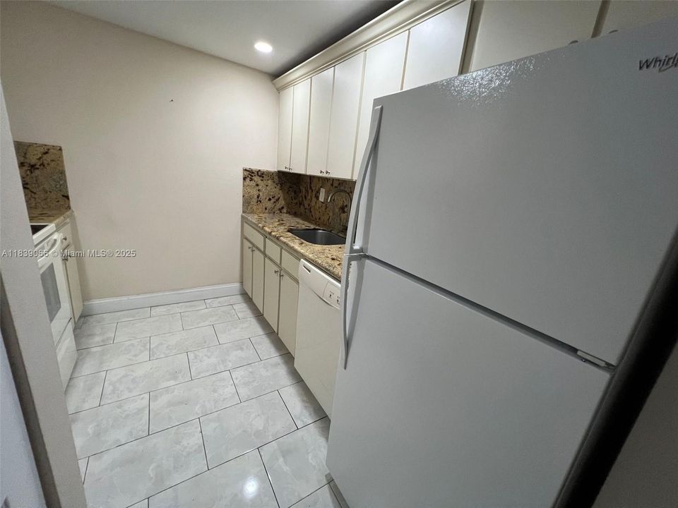 En Venta: $215,000 (1 camas, 1 baños, 760 Pies cuadrados)