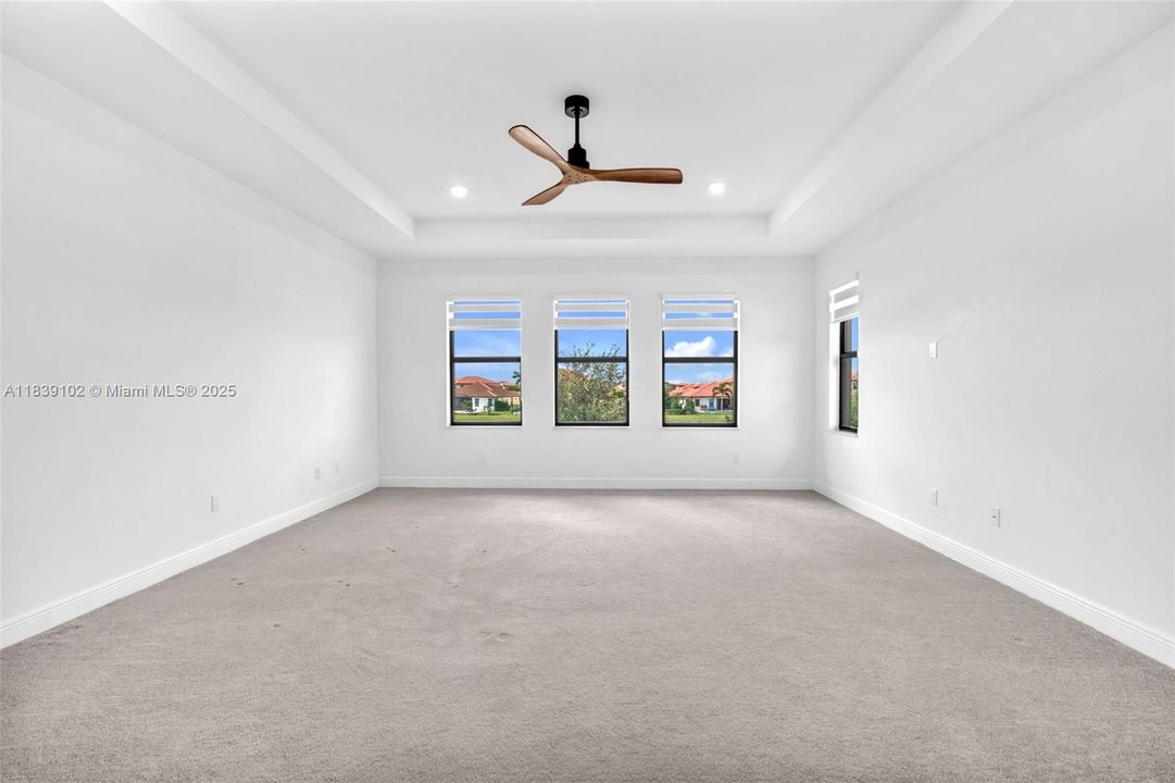 Недавно арендовано: $7,200 (5 спален, 4 ванн, 3640 Квадратных фут)