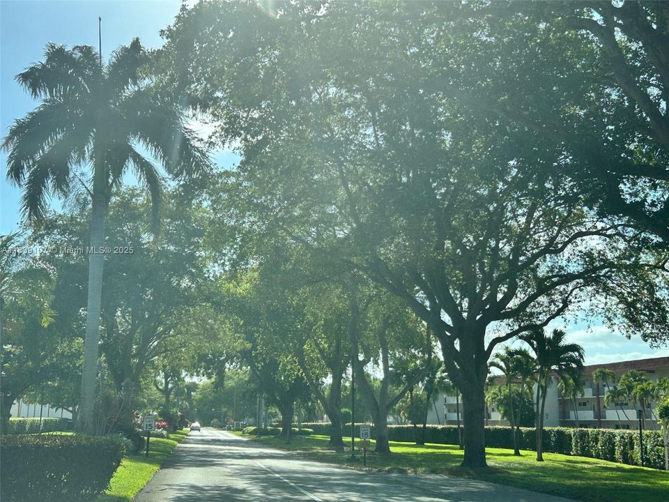 For Sale: $150,000 (2 beds, 2 baths, 1170 Square Feet)