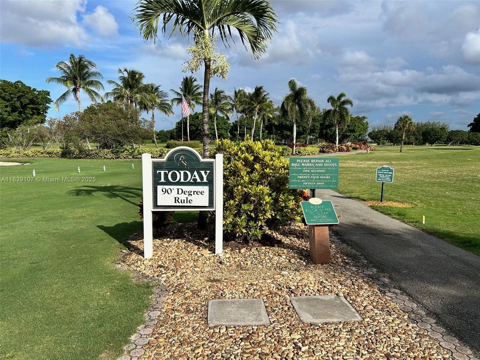 For Sale: $150,000 (2 beds, 2 baths, 1170 Square Feet)