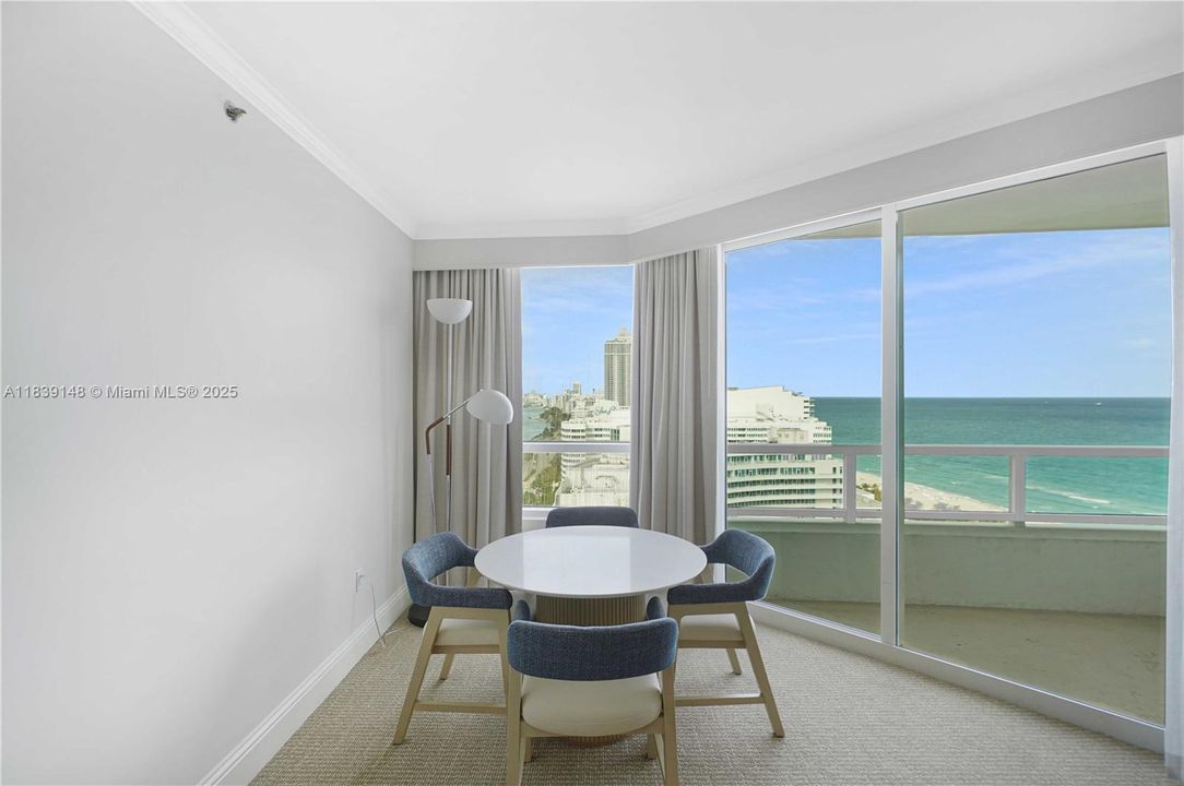 Vendido Recientemente: $1,450,000 (1 camas, 2 baños, 1002 Pies cuadrados)