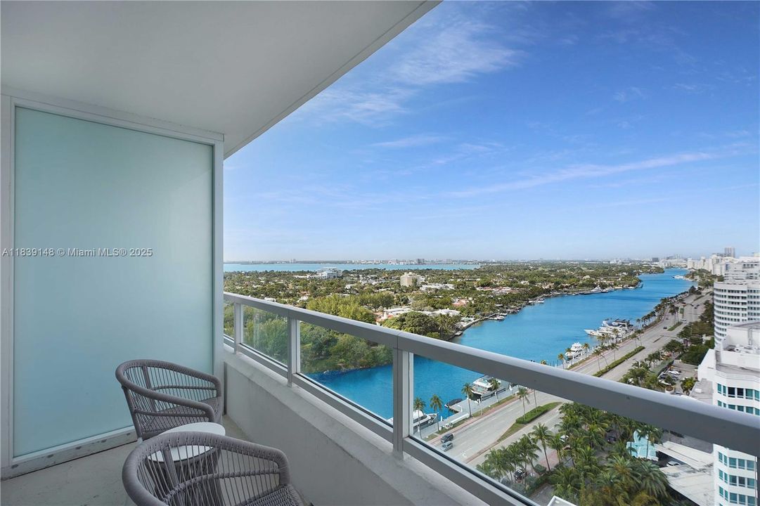 Vendido Recientemente: $1,450,000 (1 camas, 2 baños, 1002 Pies cuadrados)