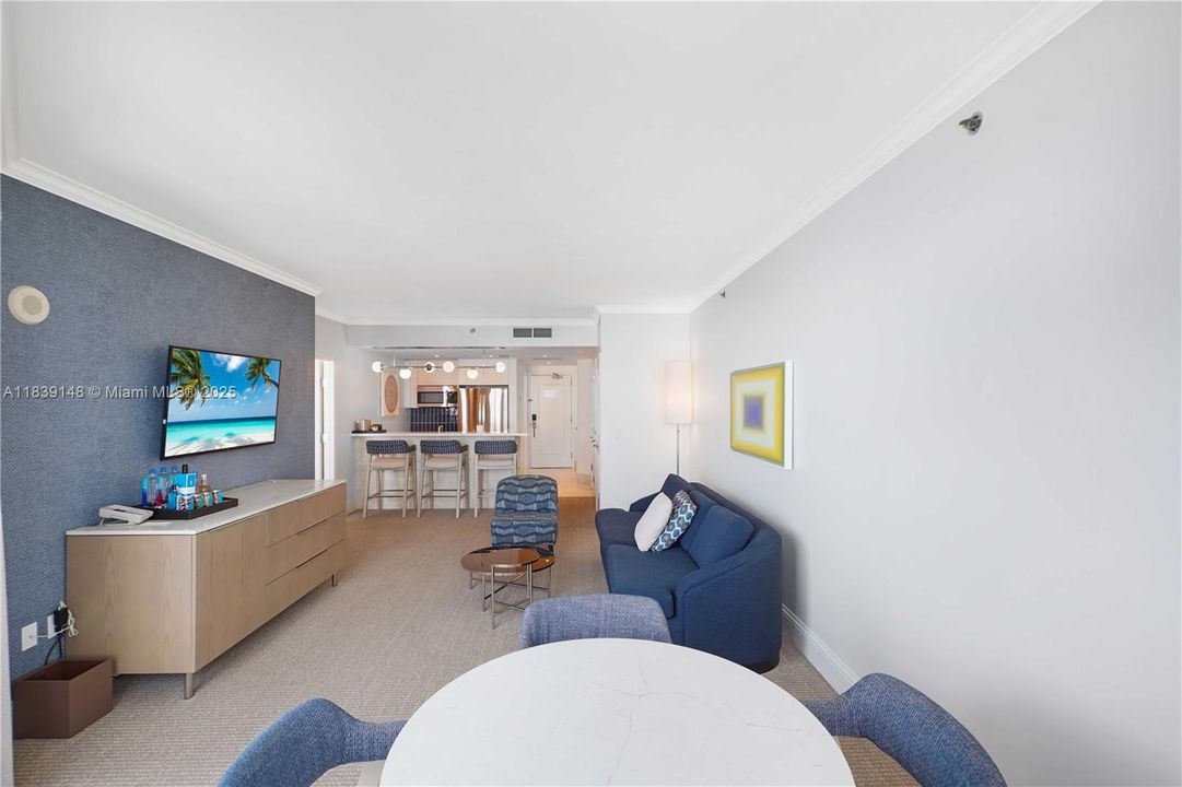 Vendido Recientemente: $1,450,000 (1 camas, 2 baños, 1002 Pies cuadrados)