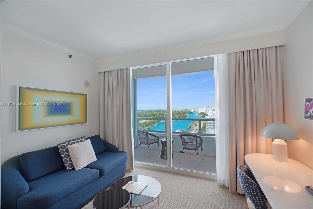 Vendido Recientemente: $1,450,000 (1 camas, 2 baños, 1002 Pies cuadrados)