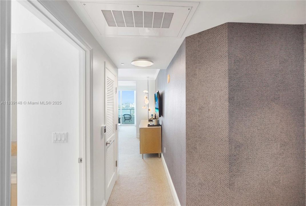 Vendido Recientemente: $1,450,000 (1 camas, 2 baños, 1002 Pies cuadrados)