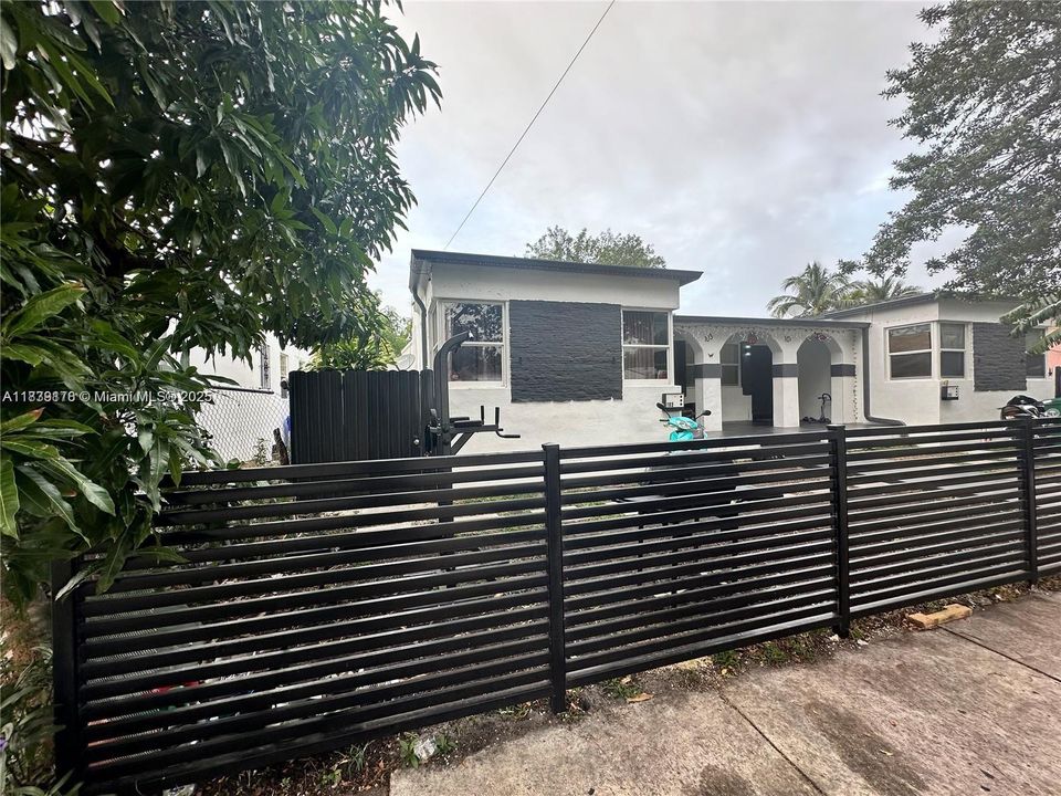 For Sale: $1,050,000 (0 beds, 0 baths, 2184 Square Feet)