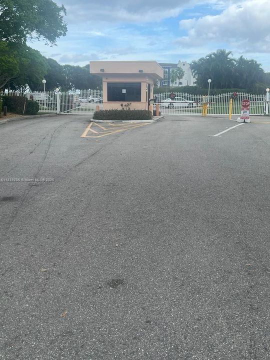 En Venta: $179,900 (2 camas, 2 baños, 960 Pies cuadrados)