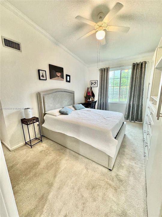 Activo con contrato: $490,000 (3 camas, 2 baños, 1178 Pies cuadrados)