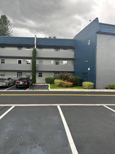 Vendido Recientemente: $100,000 (2 camas, 2 baños, 930 Pies cuadrados)