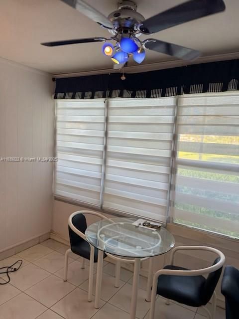 Vendido Recientemente: $100,000 (2 camas, 2 baños, 930 Pies cuadrados)