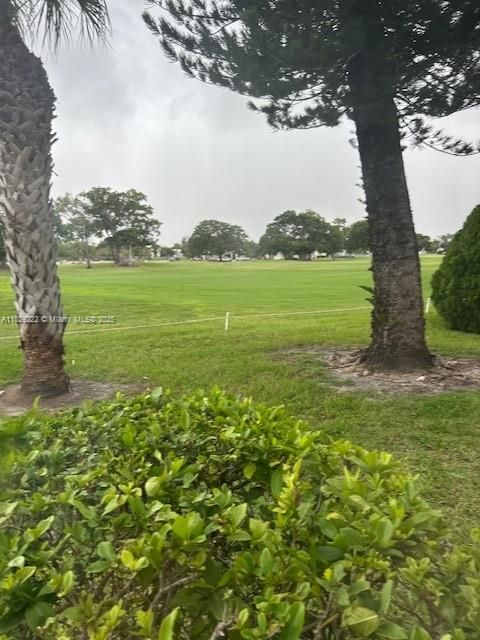 Vendido Recientemente: $100,000 (2 camas, 2 baños, 930 Pies cuadrados)