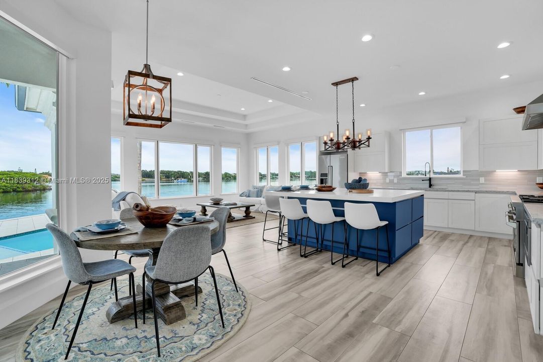 For Sale: $11,900,000 (3 beds, 3 baths, 2886 Square Feet)