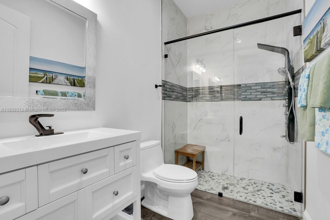 For Sale: $11,900,000 (3 beds, 3 baths, 2886 Square Feet)