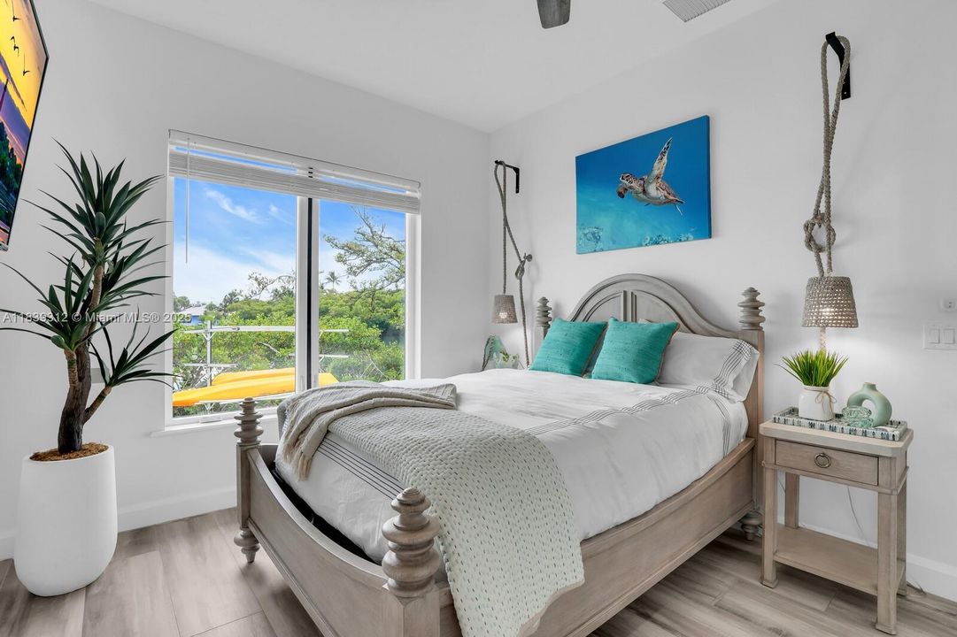 For Sale: $11,900,000 (3 beds, 3 baths, 2886 Square Feet)