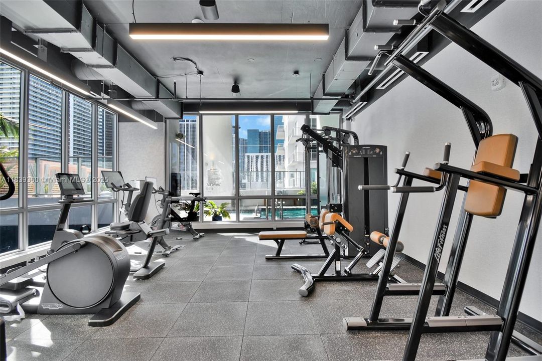 Недавно продано: $450,000 (1 спален, 1 ванн, 597 Квадратных фут)