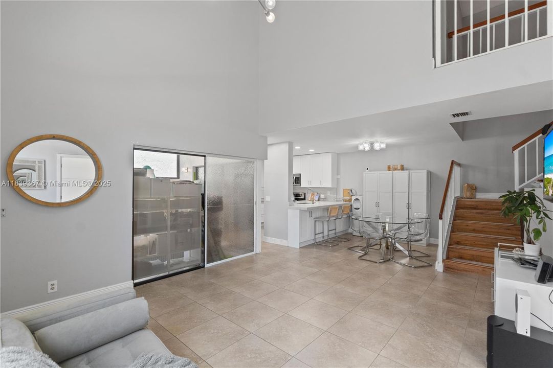 待售: $525,000 (3 贝兹, 2 浴室, 1299 平方英尺)