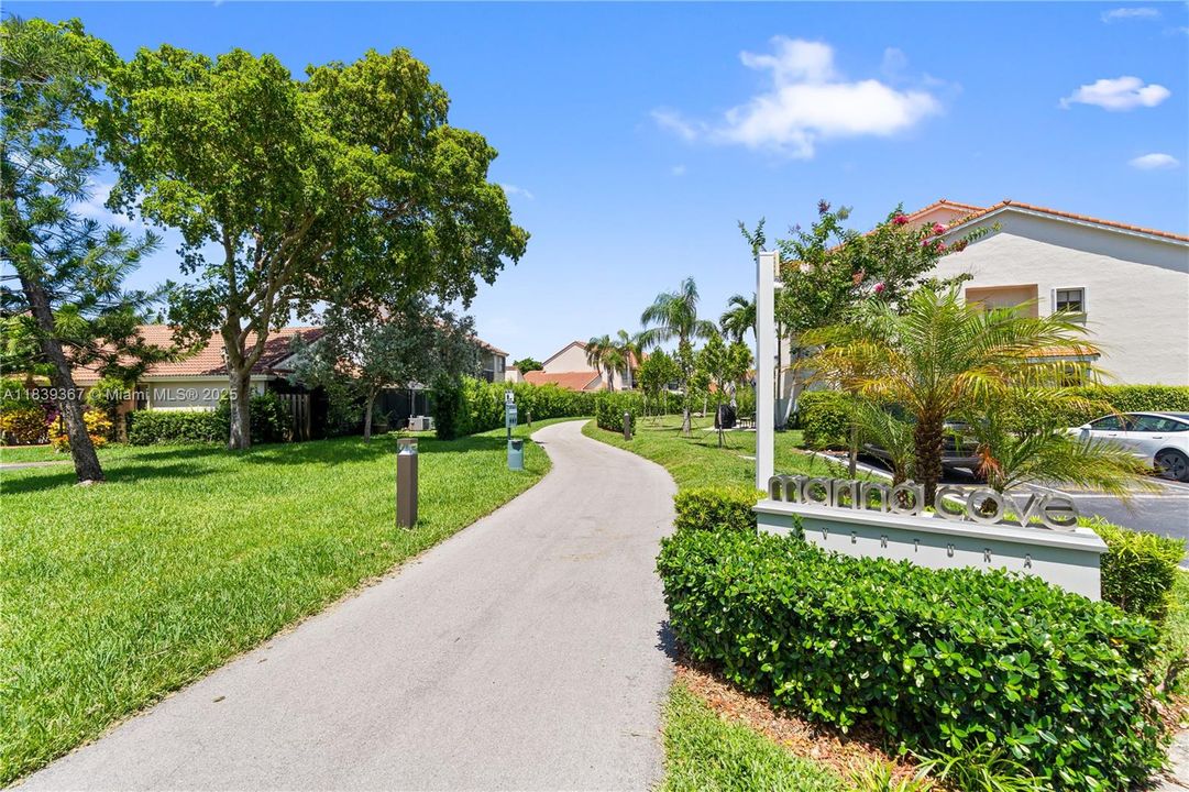 待售: $525,000 (3 贝兹, 2 浴室, 1299 平方英尺)