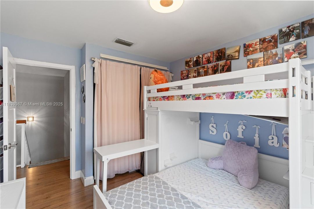 待售: $525,000 (3 贝兹, 2 浴室, 1299 平方英尺)