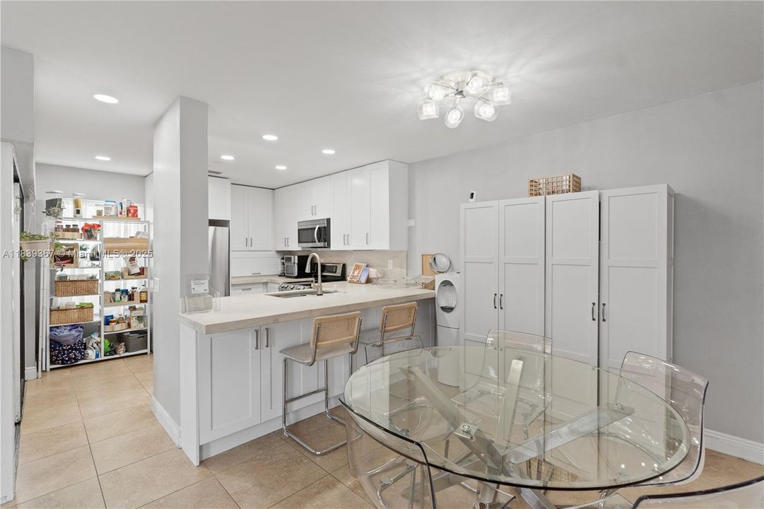 待售: $525,000 (3 贝兹, 2 浴室, 1299 平方英尺)