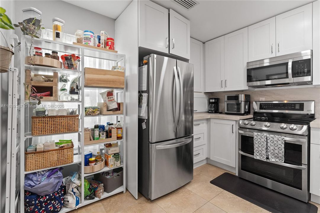 待售: $525,000 (3 贝兹, 2 浴室, 1299 平方英尺)