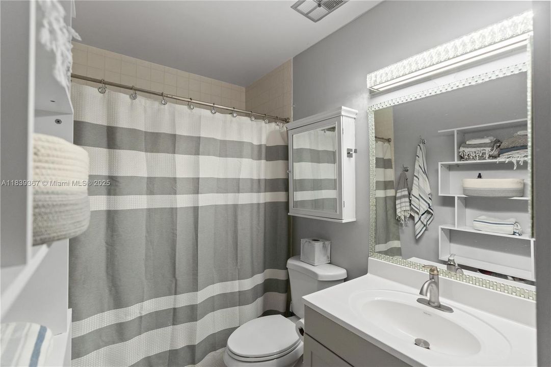 待售: $525,000 (3 贝兹, 2 浴室, 1299 平方英尺)