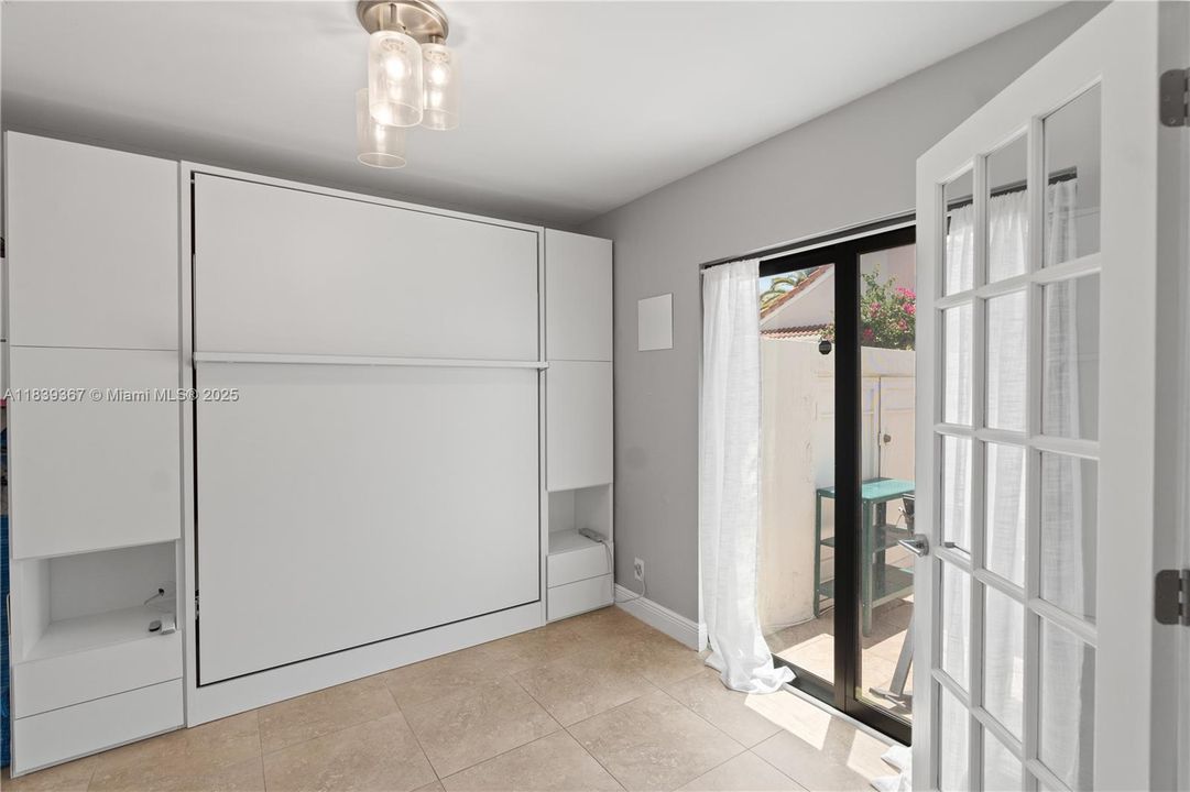 待售: $525,000 (3 贝兹, 2 浴室, 1299 平方英尺)