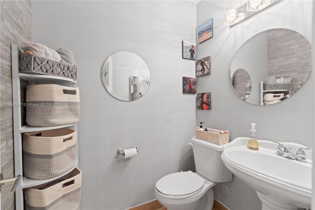 待售: $525,000 (3 贝兹, 2 浴室, 1299 平方英尺)