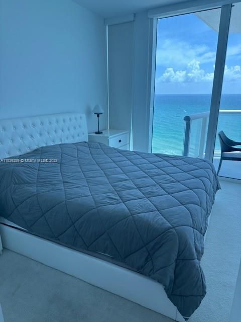 最近售出: $1,650,000 (2 贝兹, 2 浴室, 1126 平方英尺)