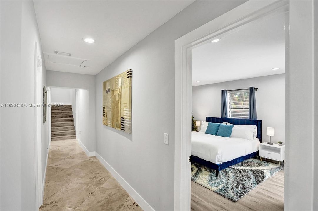 Recently Sold: $1,300,000 (6 beds, 4 baths, 3220 Square Feet)