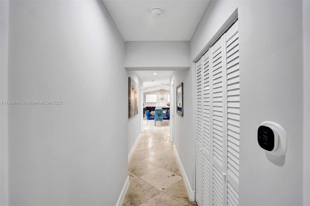 Recently Sold: $1,300,000 (6 beds, 4 baths, 3220 Square Feet)