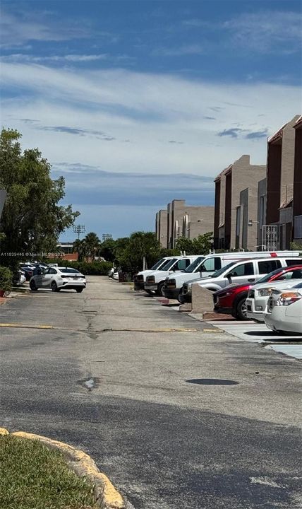 Activo con contrato: $269,000 (2 camas, 1 baños, 908 Pies cuadrados)