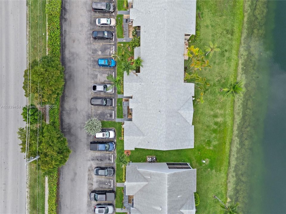 For Sale: $269,000 (3 beds, 2 baths, 1195 Square Feet)