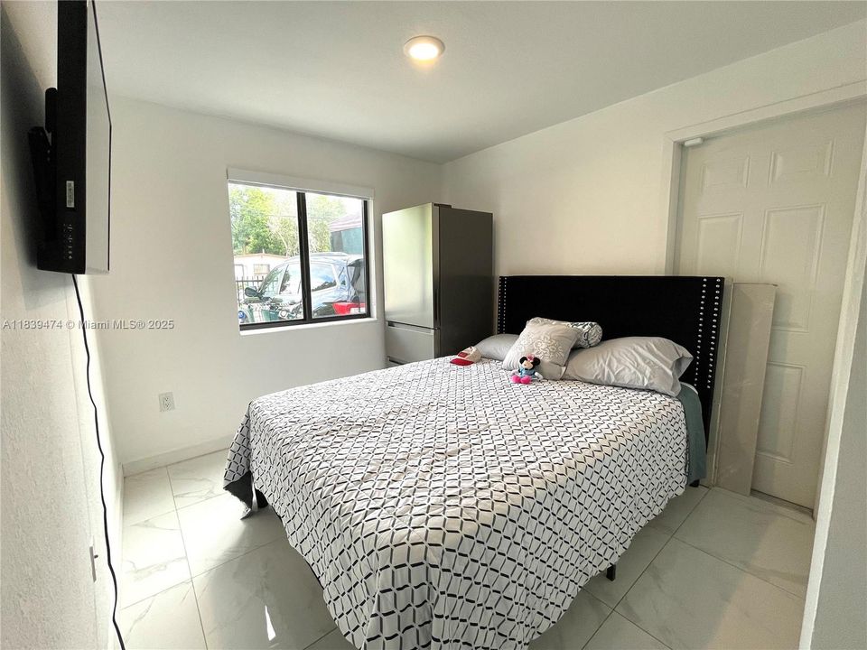 For Sale: $616,000 (4 beds, 3 baths, 1377 Square Feet)