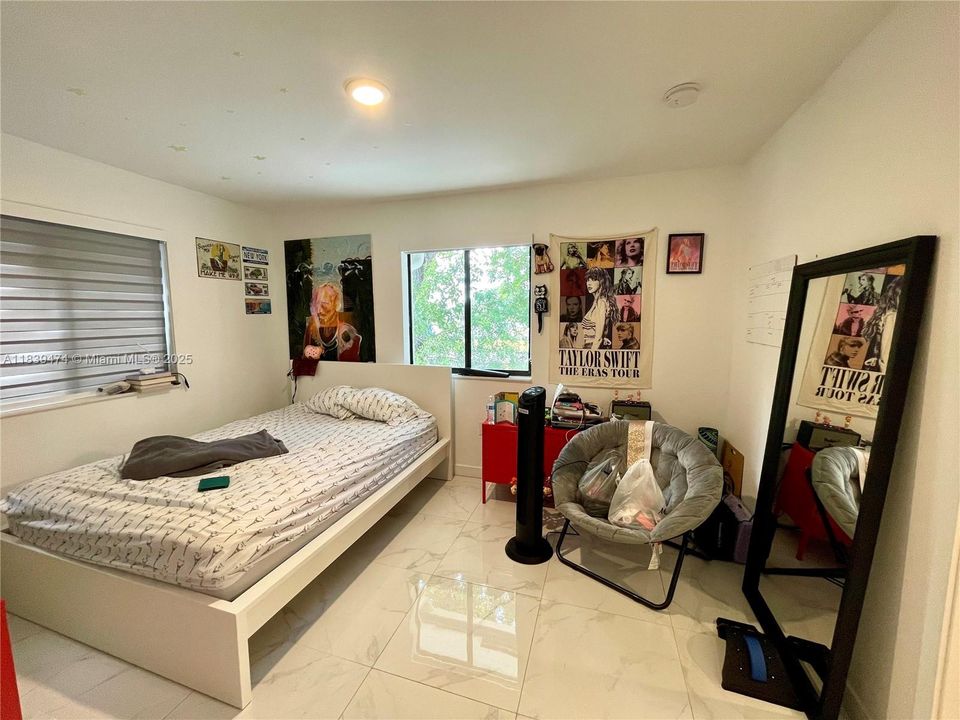 For Sale: $616,000 (4 beds, 3 baths, 1377 Square Feet)