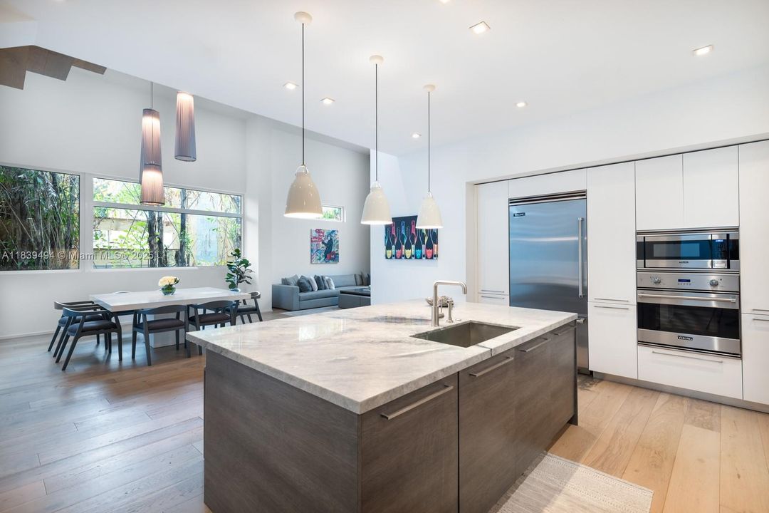En Venta: $4,290,000 (4 camas, 4 baños, 3053 Pies cuadrados)