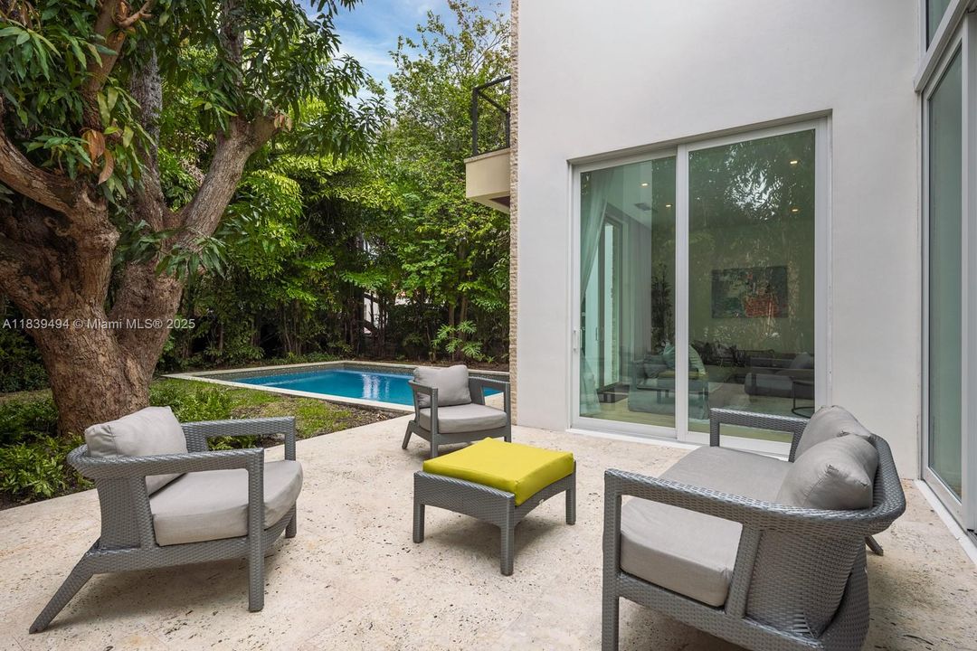 En Venta: $4,290,000 (4 camas, 4 baños, 3053 Pies cuadrados)