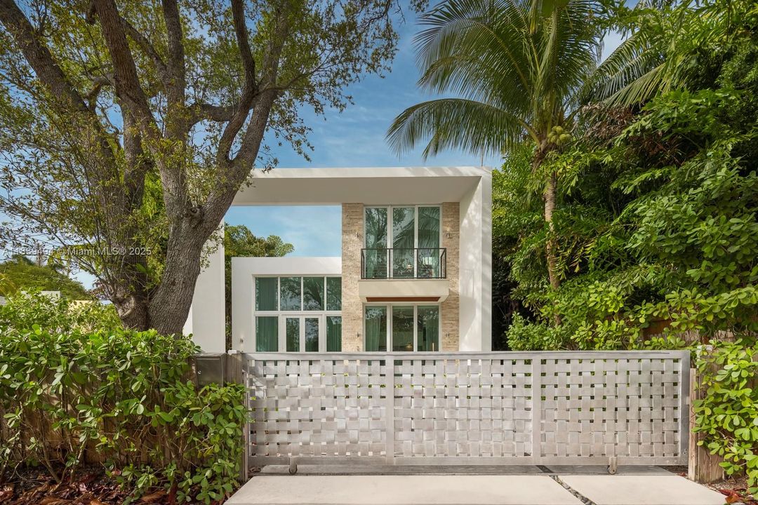 En Venta: $4,290,000 (4 camas, 4 baños, 3053 Pies cuadrados)