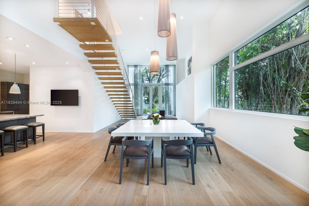 En Venta: $4,290,000 (4 camas, 4 baños, 3053 Pies cuadrados)