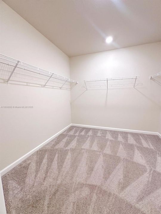 最近租的: $2,500 (3 贝兹, 2 浴室, 1663 平方英尺)