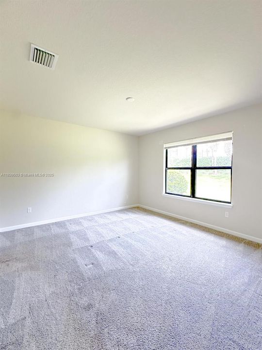 最近租的: $2,500 (3 贝兹, 2 浴室, 1663 平方英尺)