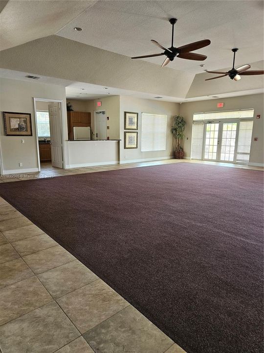 Recently Rented: $2,600 (3 beds, 2 baths, 1250 Square Feet)